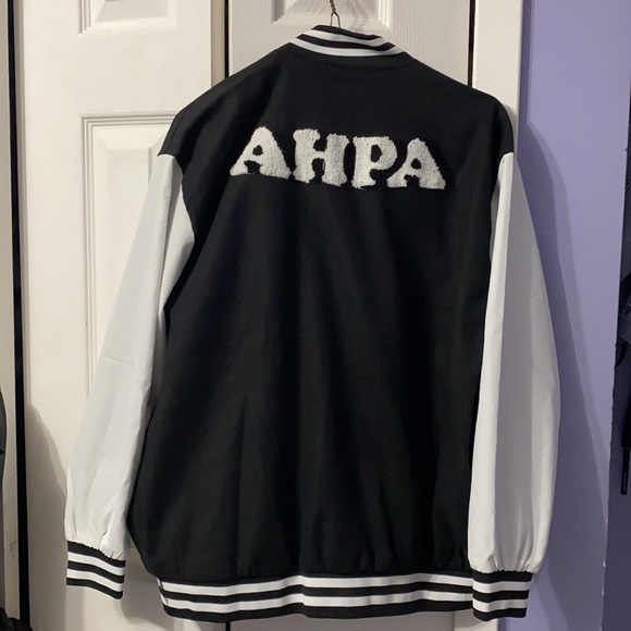 Light Jacket - Picture 2 of 2